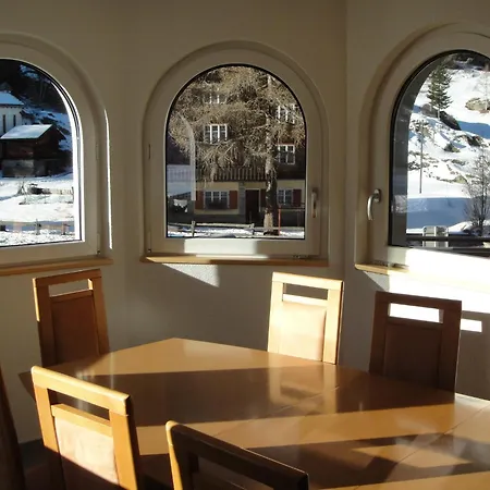 Bedroom Retreat In Valley *