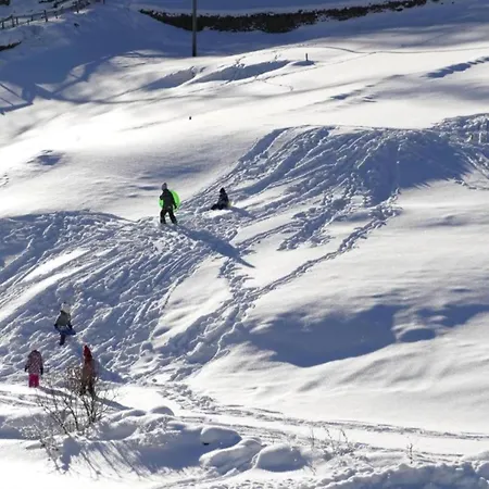 Bedroom Retreat In Valley