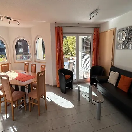 Daire Bedroom Retreat In Valley *
