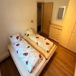 Διαμέρισμα Bedroom Retreat In Valley Saas-Grund