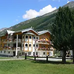Διαμέρισμα Bedroom Retreat In Valley Saas-Grund