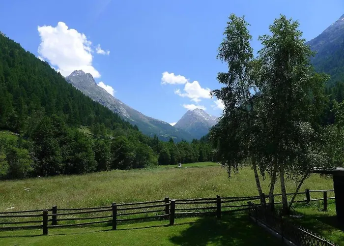Bedroom Retreat In Valley Saas-Grund